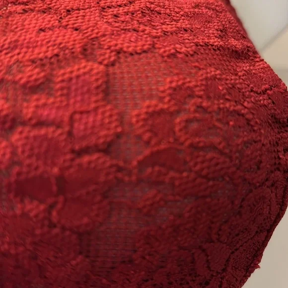 Torrid Curve Size 2 Bralette, Burgundy, Adjustable Straps! - Picture 2 of 4